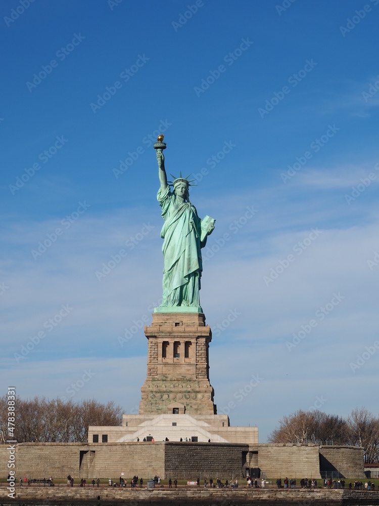 Fototapeta premium Statue of Liberty - Liberty Island - New York CityFrontal view