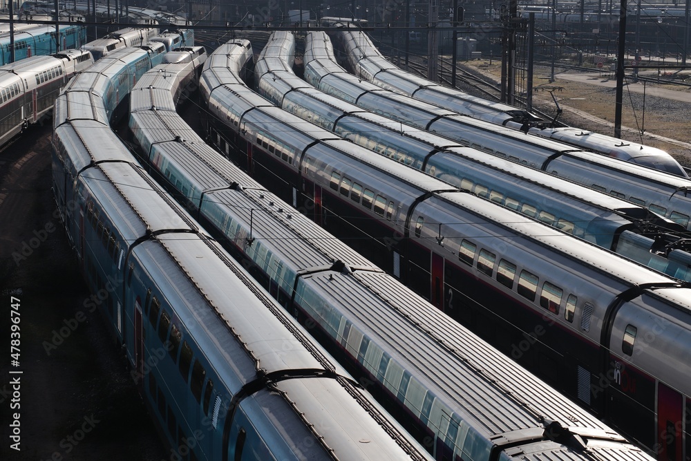 CharentonLePont, France 2021 faisceau ferroviaire de Paris gare