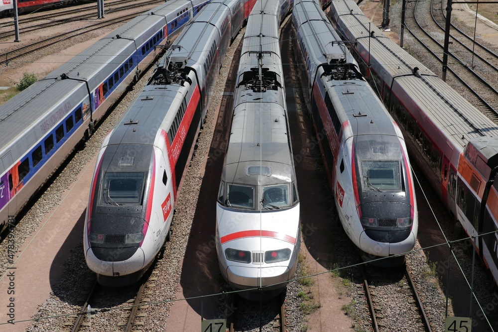 CharentonLePont, France 2021 faisceau ferroviaire de Paris gare