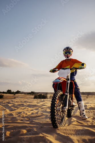 Fototapeta Naklejka Na Ścianę i Meble -  Professional speed rider driving in motocross race