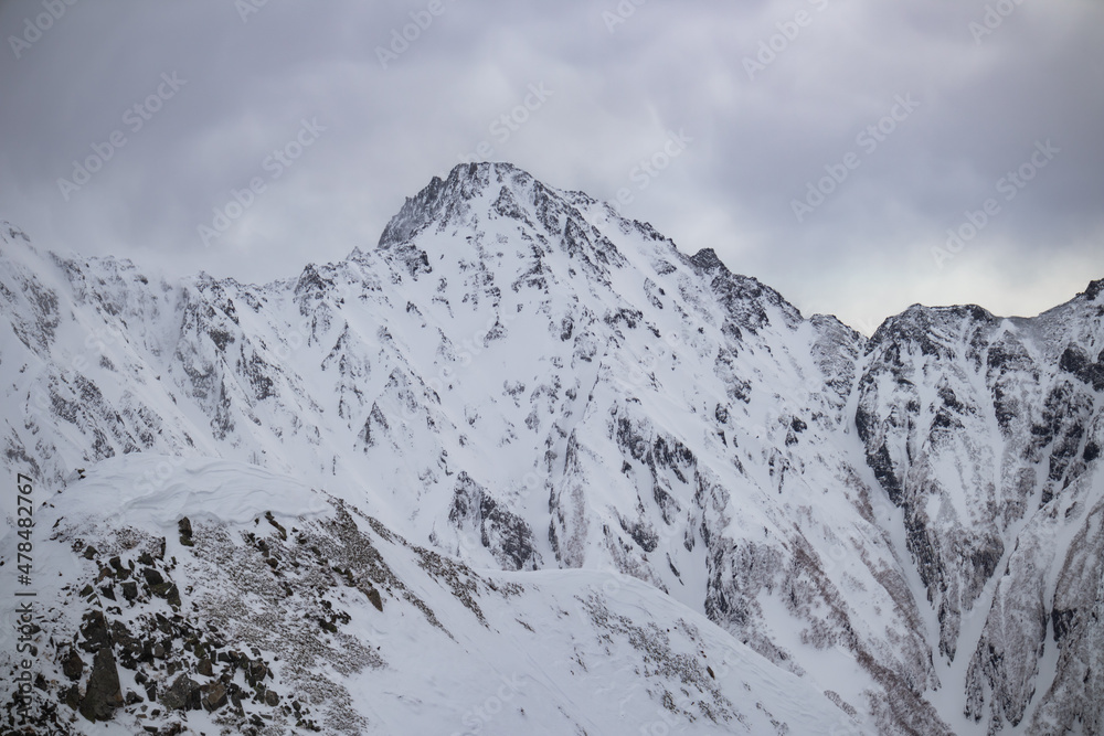 冬の西穂高岳から見る奥穂高岳方面