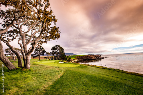 coastline golf course in California