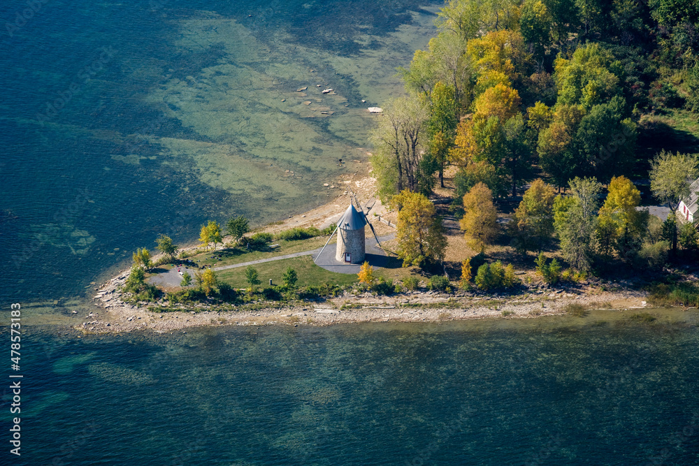 Fototapeta premium Pointe du Moulin, Ancien Amer Ile Perrot Quebec Canada