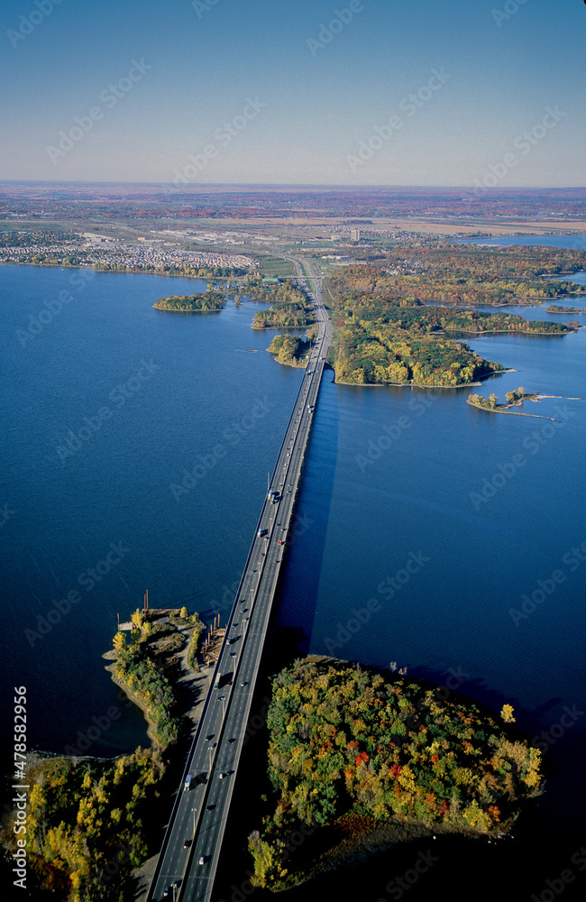 Fototapeta premium Bridge Quebec Canada