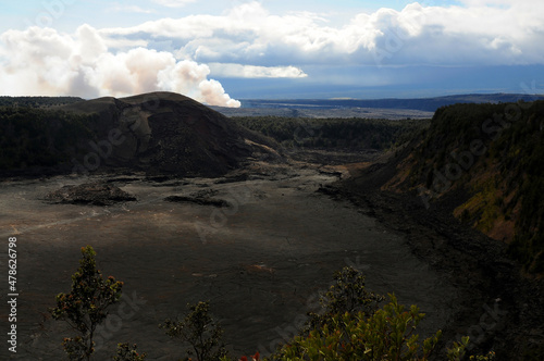 Fresh hardened Lava Kilauea volcano © Paul Moore