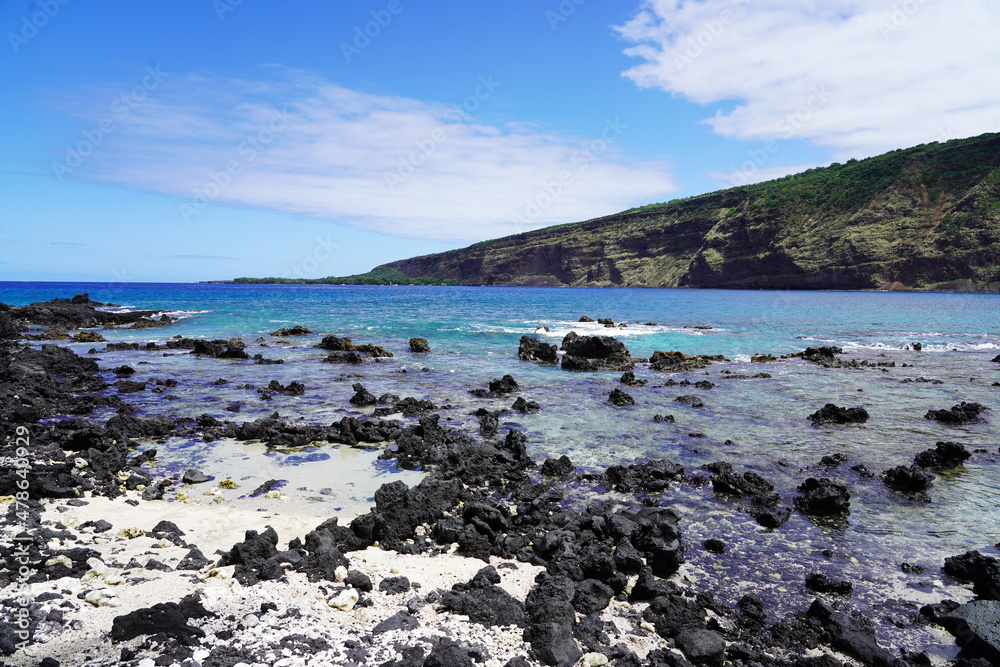 The Manini Beach in the Kealakekua Bay in Big Island, Hawaii