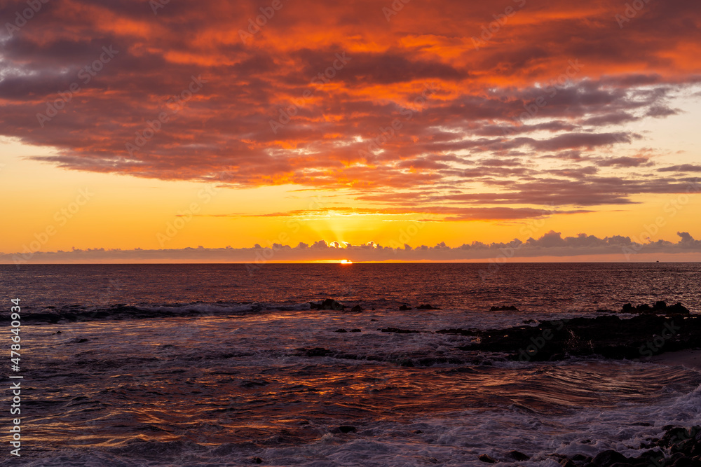 The majestic sunset at Big Island, Hawaii
