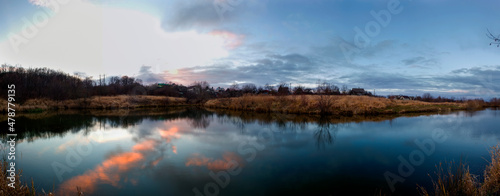 beautiful sunrise on the autumn lake