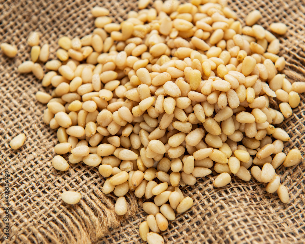 Fototapeta premium Pine nuts