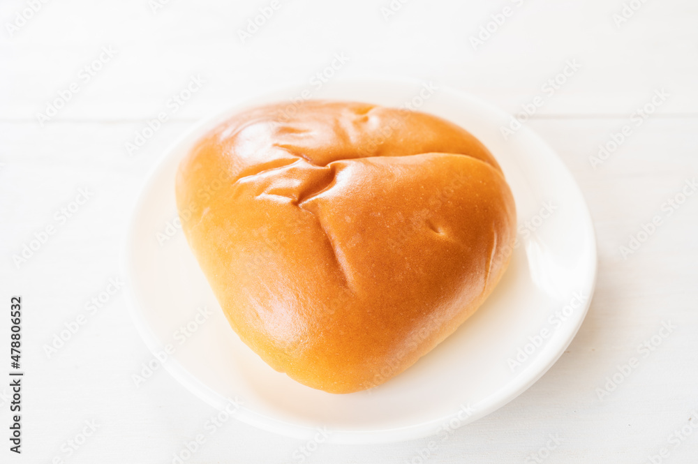 クリームパン クリームパン