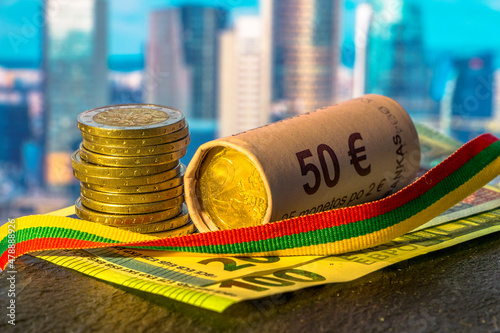 2 euro coins with Lithuanian flag ribbon 