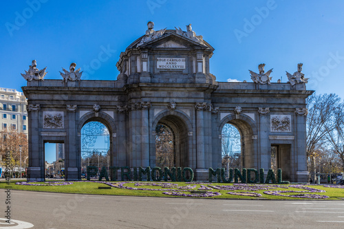 Puerta de Alcalá, Madri, Espanha.