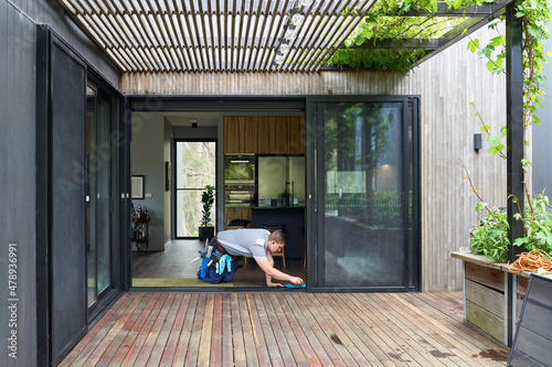 Cleaning tracks of sliding doors