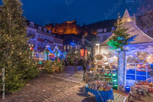 Weihnachtsmarkt am Kornmarkt in Heidelberg