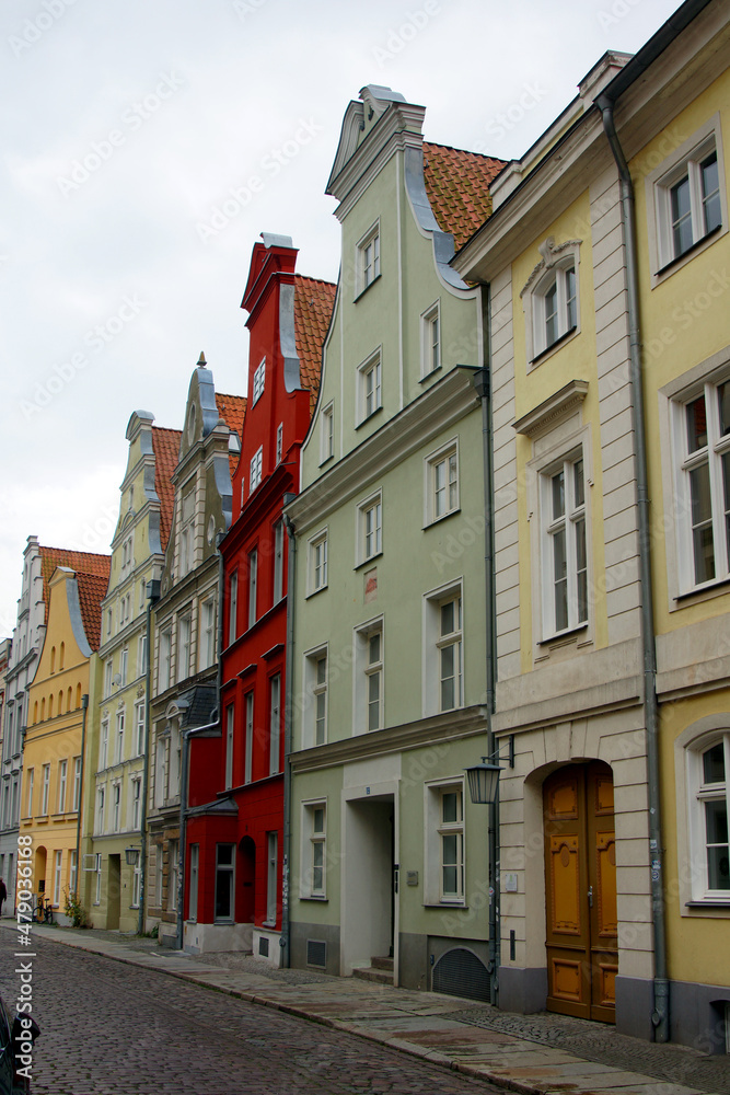 Stralsund, häuserzeile, alt, idylle, idyllisch, bunt, farbenfroh, modern, architektur, strasse, mittelalter, wohnhäuser, bau, besitz, eigentumswohnung, familie, freundlich, frühling, gebäude