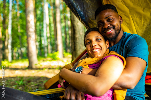 Canvas-taulu two happy person feeling love to each other having outdoor weekends at picnic in
