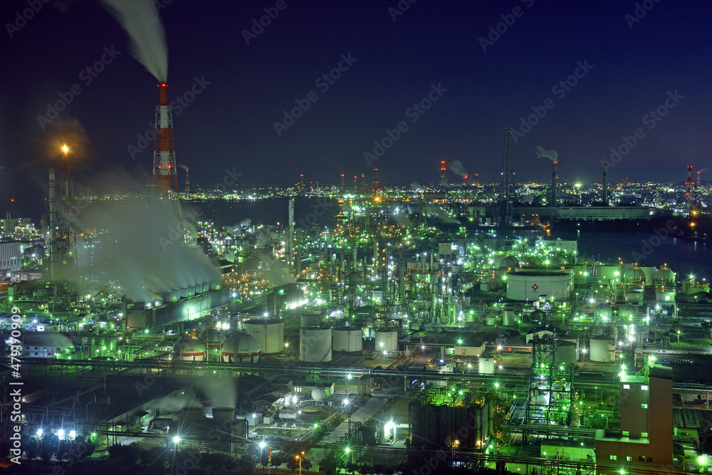 Yokkaichi Industrial Complex at night in Mie Prefecture,
Japan