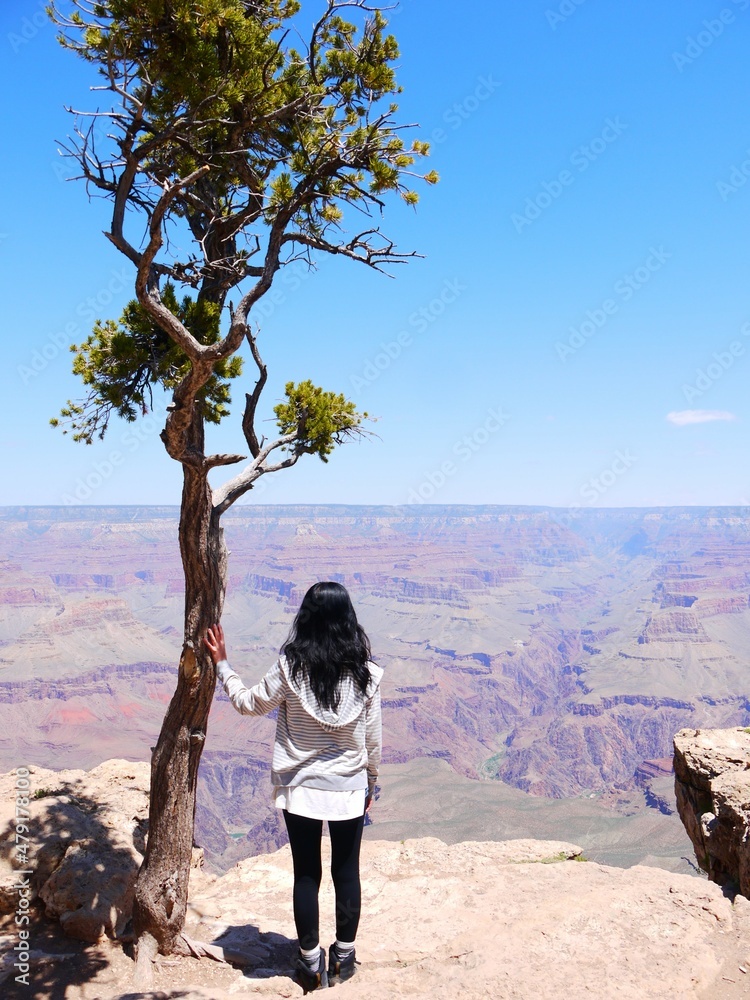 Obraz premium グランドキャニオンと女性②