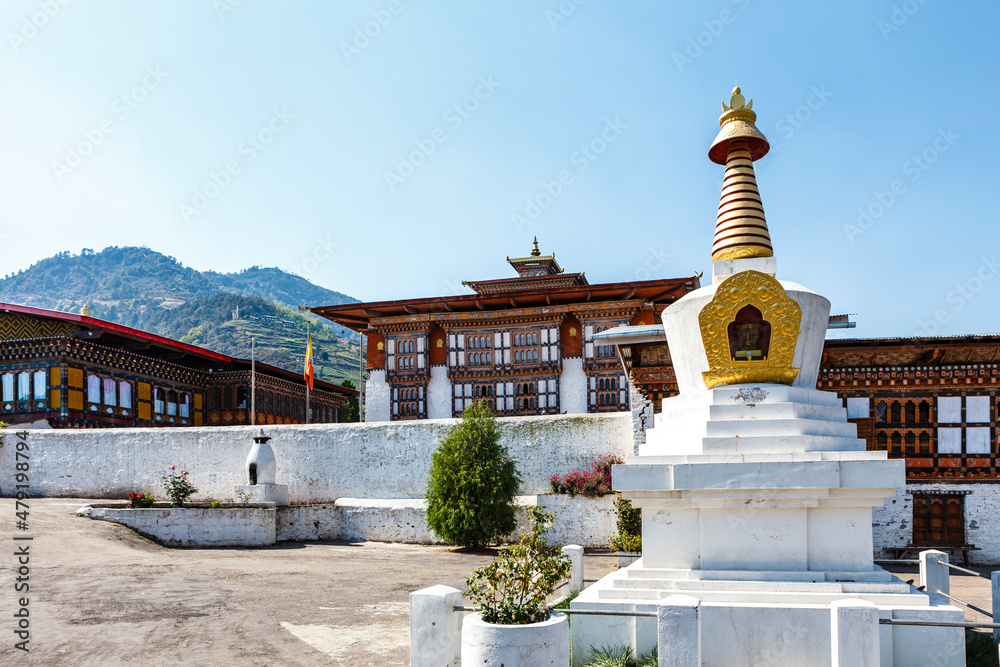 Exterior of the Drametse Goemba monsetery and a chorten, Bhutan, Asia