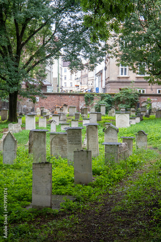 Graves at jewish cemetery © Floyd