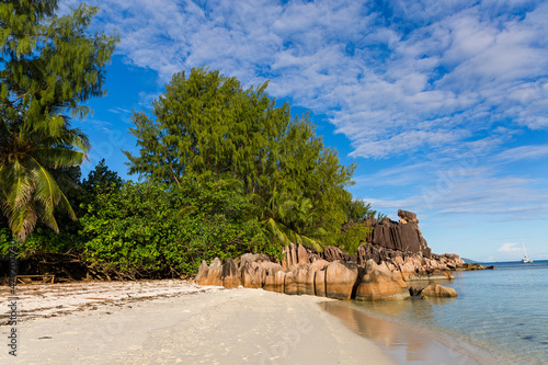 Tropical beach at Seychelles and giant granit rocks © Santorines
