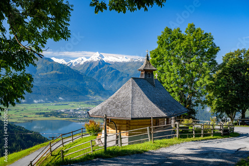 Schilderij op canvas Small mountain chapel in Zell am See in the Salzburger Land, Salzburg, Austria,