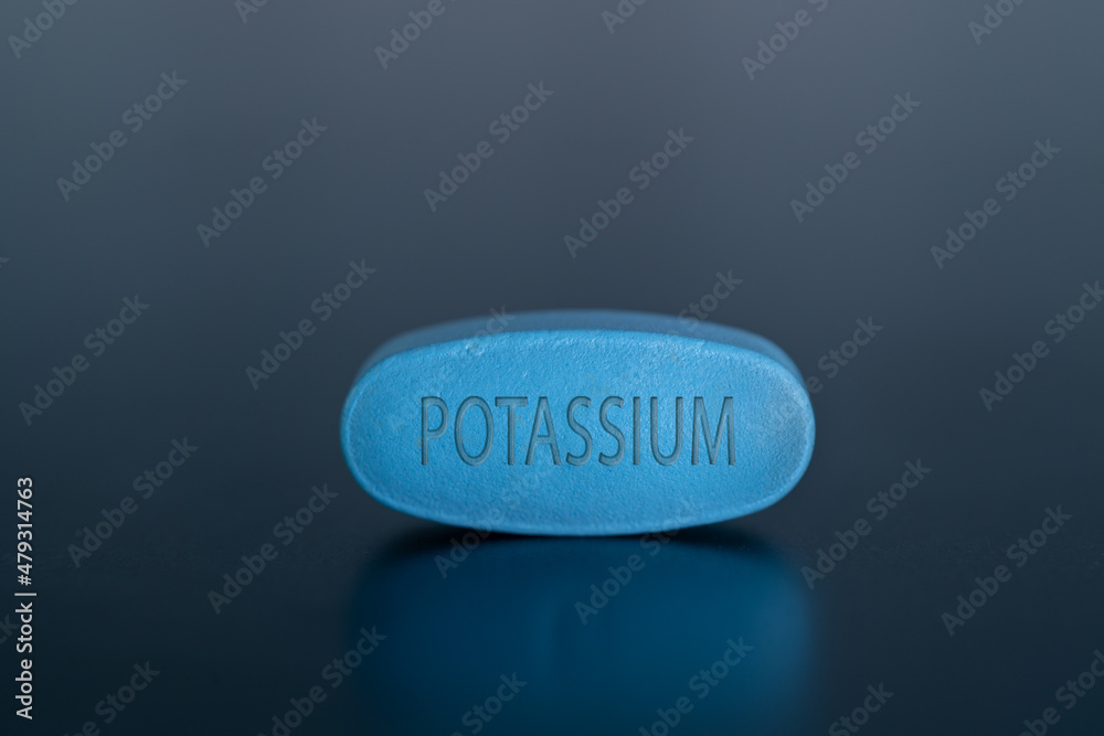 Foto de Potassium chloride salt pill Potassium is vital in the human