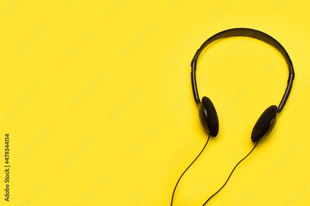 Headphones Headphones