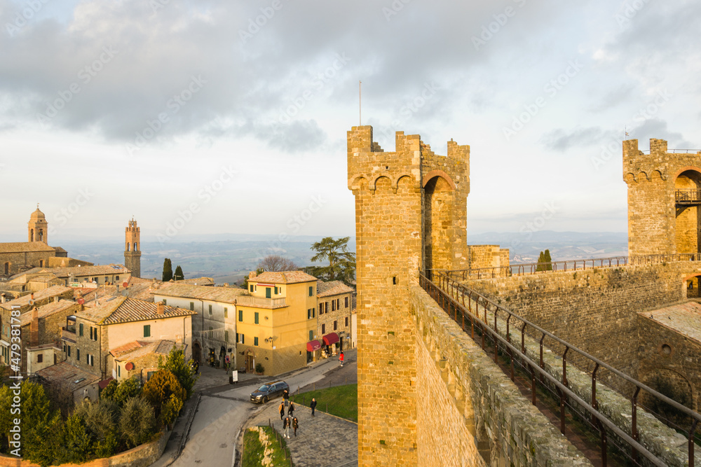 Obraz premium View of the town of Montalcino from the Fortezza in Val d'Orcia, Tuscany, Italy