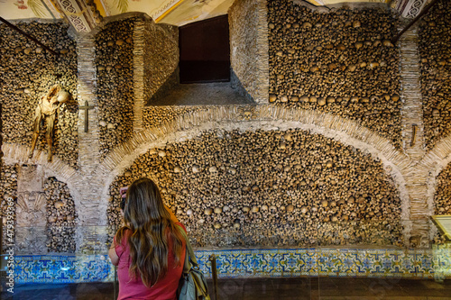 Photos Capela dos Ossos, capilla de los huesos, construida en el siglo XVI, convento de