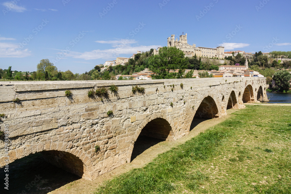 Pont Vieux y catedral de Saint-Nazaire, siglo XIII-XIV, Beziers, departamento de Hérault ,región de Languedoc-Rosellón, Francia, Europa