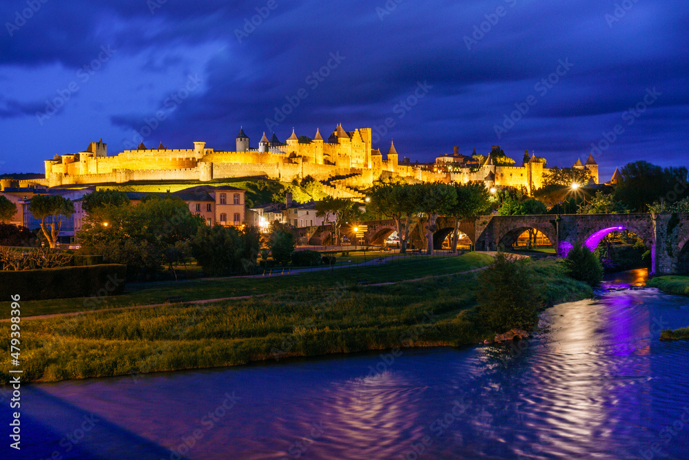 ciudadela amurallada de Carcasona , declarada en 1997 Patrimonio de la Humanidad por la Unesco, capital del departamento del Aude,  region Languedoc-Rosellon, Francia, Europa
