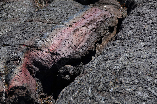 Gros plan sur la lave du le Piton de la Fournaise sur l'île de la Réunion