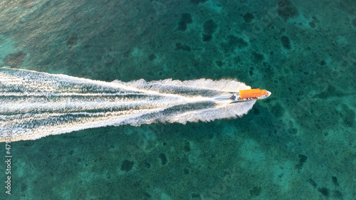 Aerial photo of a boat on the beach of Cozumel in Mexico © Alex Wolf 
