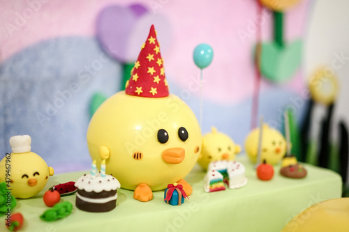Funny yellow ducks decorated cakes for a baby shower birthday