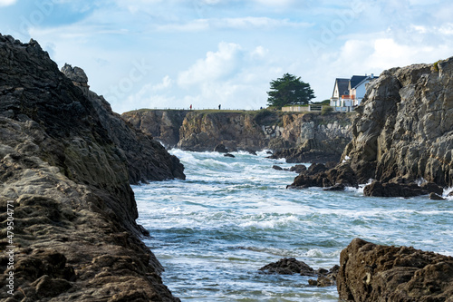 Baie à marée montante sur la côte atlantique