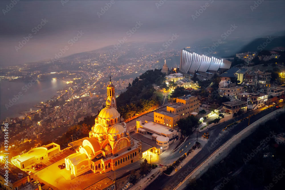 Obraz premium Harissa overlooking Beirut, Lebanon at night taken in October 20