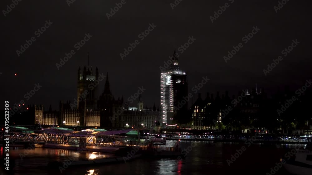 Nighttime cityscape of London with illuminated Big Ben and Westminster Palace Nighttime cityscape of London with illuminated Big Ben and Westminster Palace