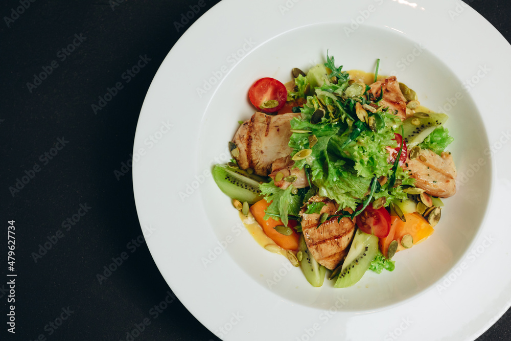 The professional cook served a wonderful dish for the visitor. The professional cook served a wonderful dish for the visitor.
