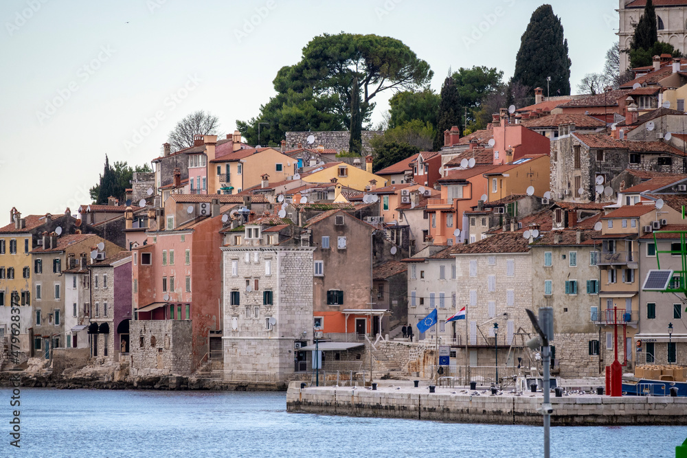 Beautiful, dense built houses of the adriatic town of Rovinj, with recognizable colorful facades