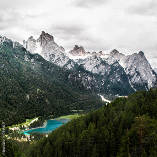 Bergee zwischen den Alpen