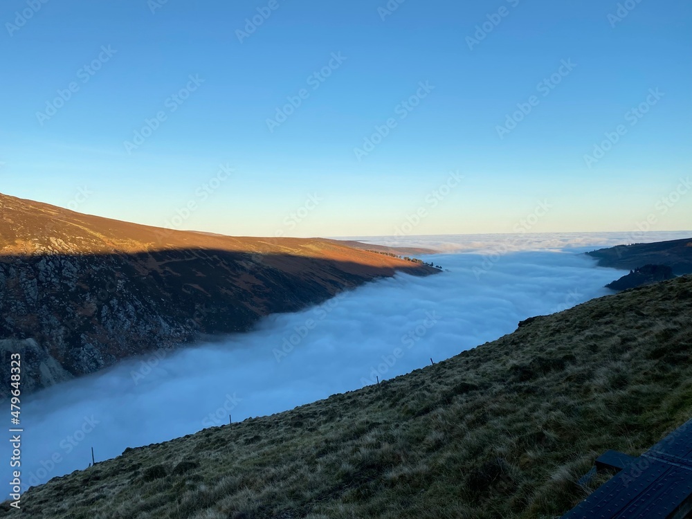 Obraz premium Glendalough in the clouds