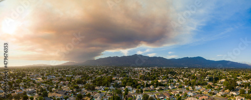 Obraz na płótnie Sunny aerial view of big smoke cause by wildfire over Arcadia area w salonie