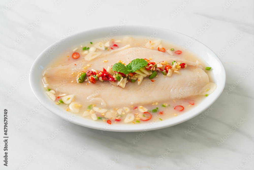 Steamed Fish in Spicy Lemon Sauce