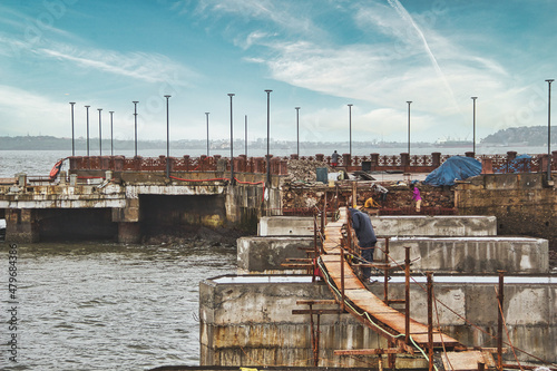 Canvas Print Cinematic view of Dona Paula Jetty, under construction.
