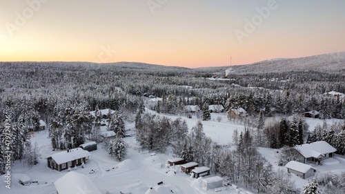 Morning in Äkäslompolo bty drone