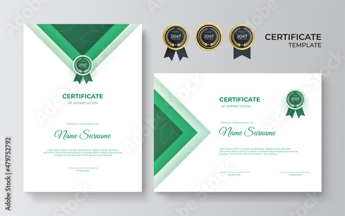 Minimalism geometric green certificate design template