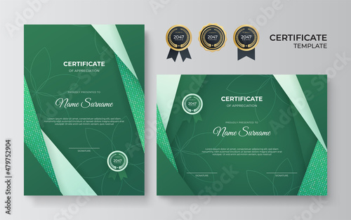 Minimalism geometric green certificate design template