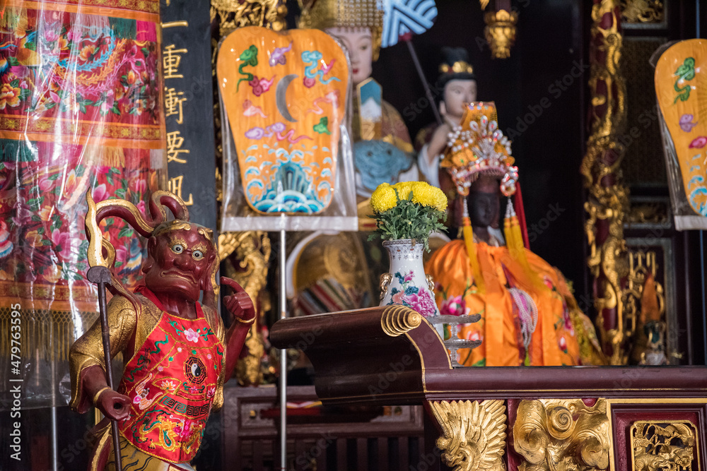 Obraz premium Singapore, Singapore - September 08, 2019: The Thian Hock Keng Temple in Singapore, dedicated to both Buddhism and Taoism. 
