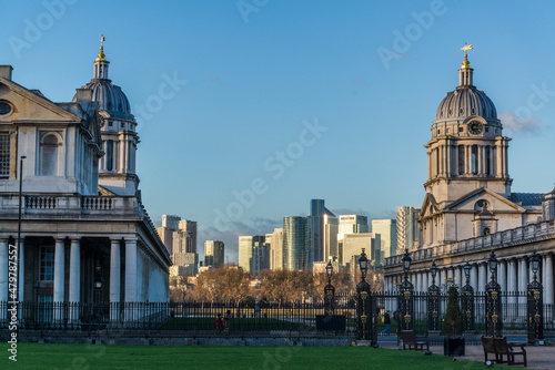 Fotografiet The Old Royal Naval College is the architectural centrepiece of Maritime Greenwi